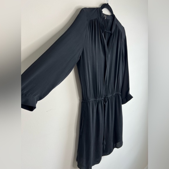 Aritzia Babaton 100 % Silk Black Bennett Dress With Pockets Size Medium M - Picture 3 of 9